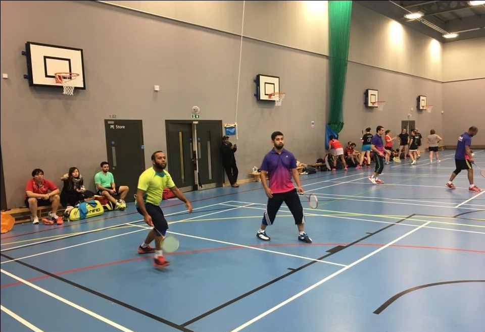A busy Supersonic club night with games on every court